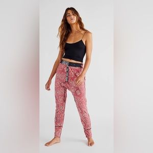 Magnolia Pearl Whistlestop Joggers, Ranch Hand